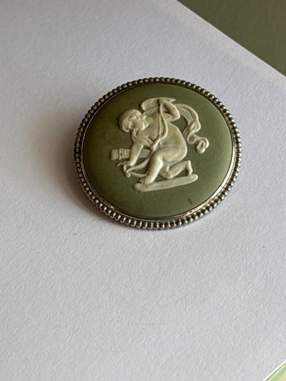 Vintage Sterling Silver Green Cherub Wedgwood Round Brooch Pin England